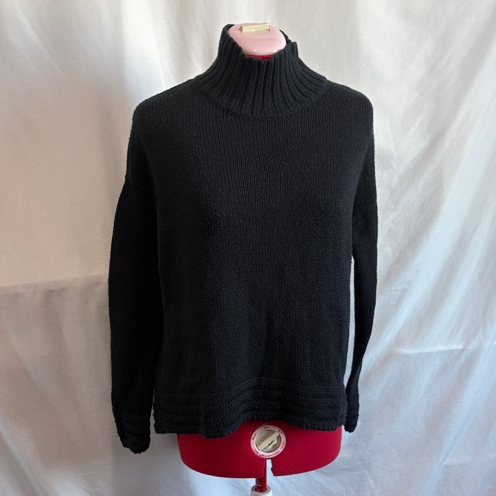 Old Navy Black Turtleneck Sweater